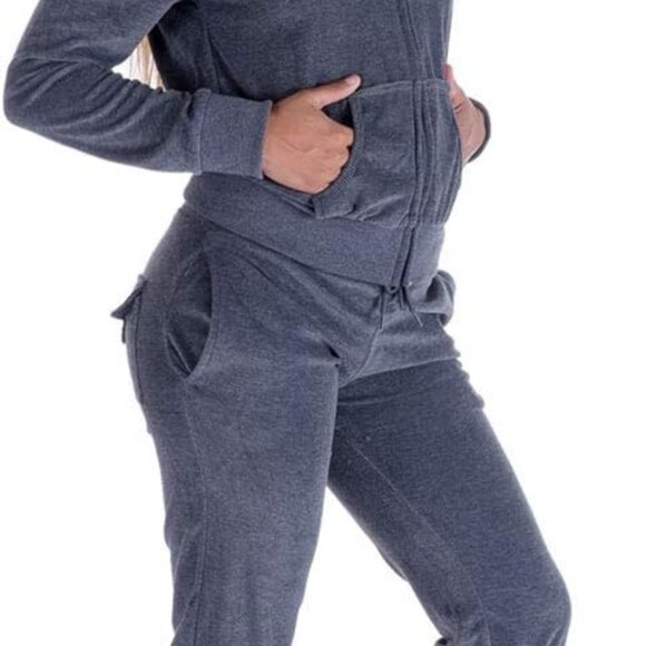 Chic Velour 2-Piece Jogging Outfit for Women - Dark Grey Petite to Plus Sizes
